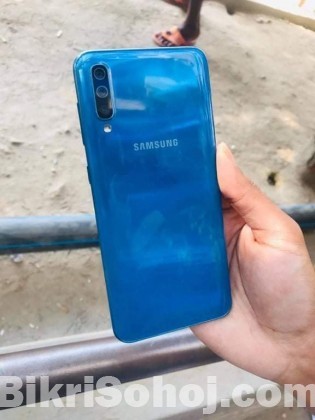 Samsung A50